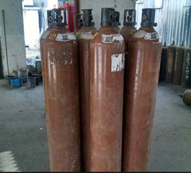 Helium gas (Returnable empty cylinder) 40 Liters cylinders